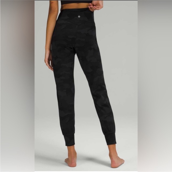 Lululemon Camo Align Joggers 28” - Picture 2 of 8